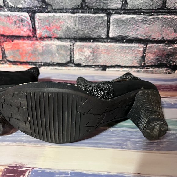 Darling Deb Minx Women Black Grey Tweed Ankle boot  3 1/2 heel Size 41 - Picture 6 of 6